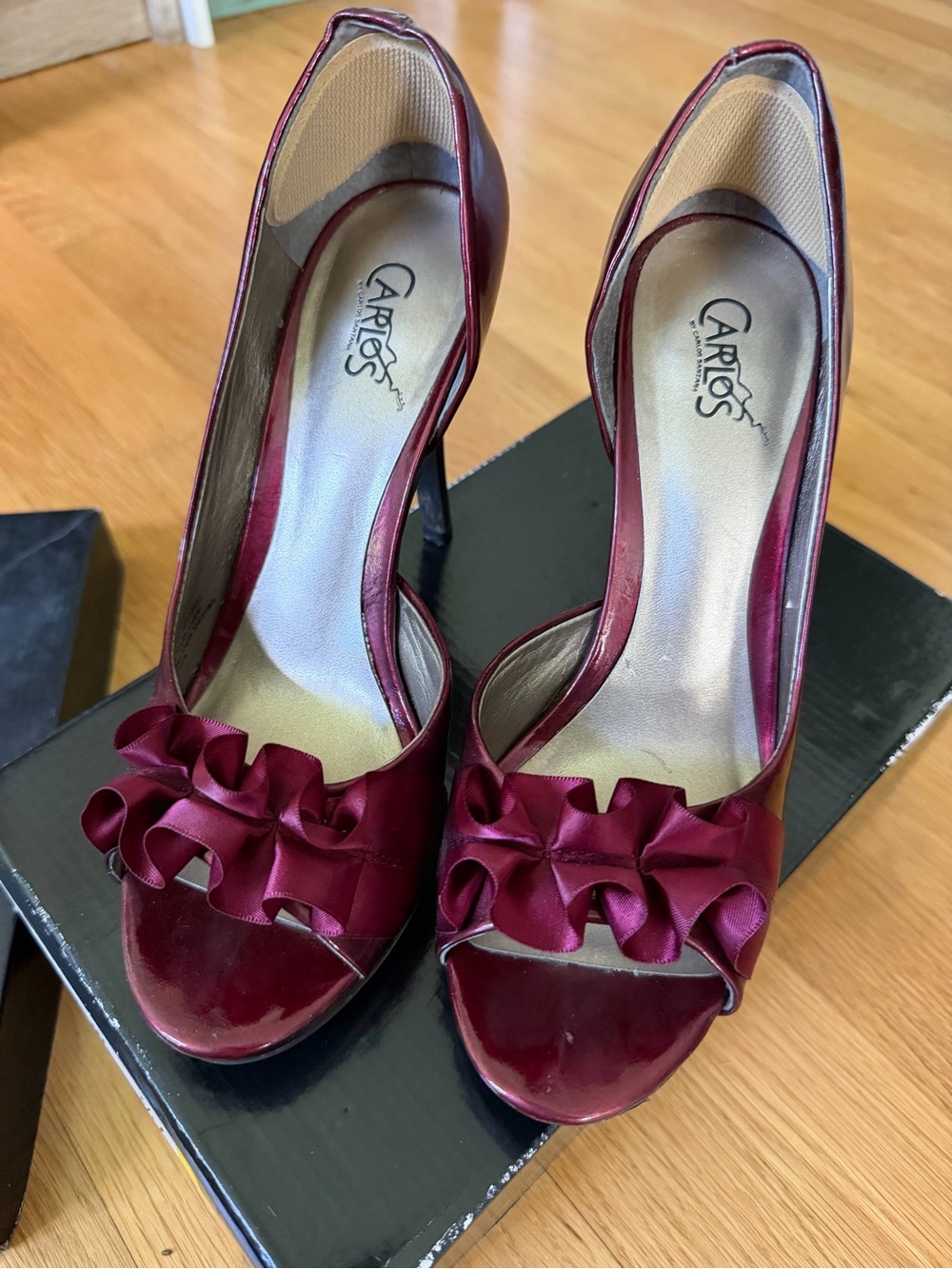 Carlos Santana Ruby Red heels, size 7.5